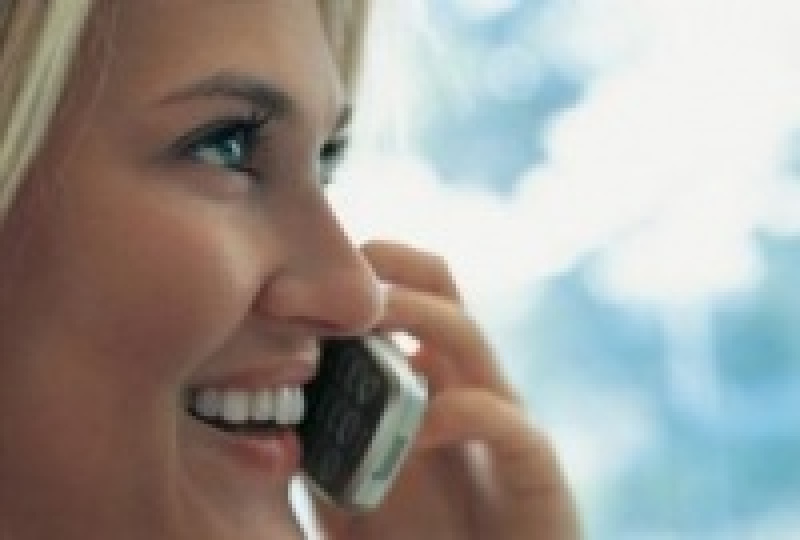 Рак щитовидной железы может быть вызван мобильным телефоном